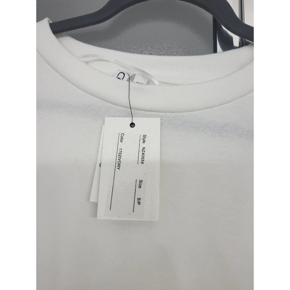 Cable & Gauge Ivory Sweatshirt with Black Ties on Cuffs - Picture 2 of 2